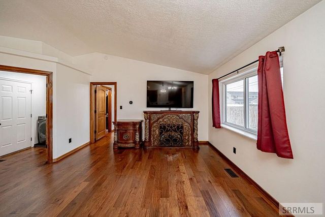 340 Donna Drive, Idaho Falls, ID 83402