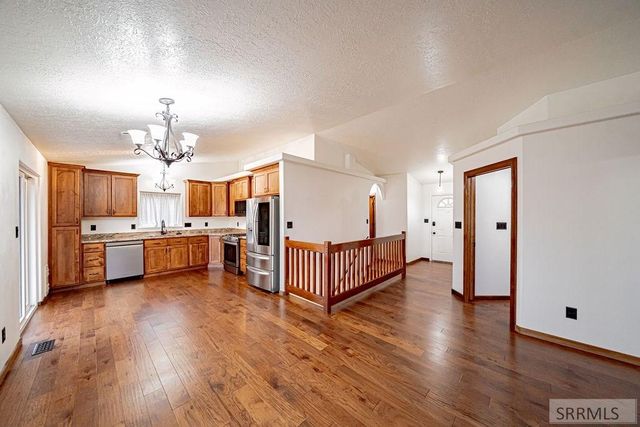 340 Donna Drive, Idaho Falls, ID 83402