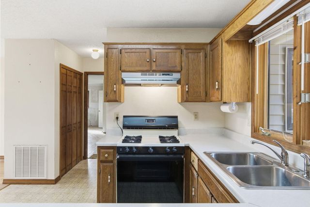 564 Cr 636, Theodosia, MO 65761