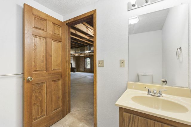 564 Cr 636, Theodosia, MO 65761