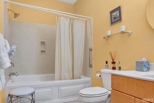 1008 S Greenwood Avenue, Bloomington, IN 47401