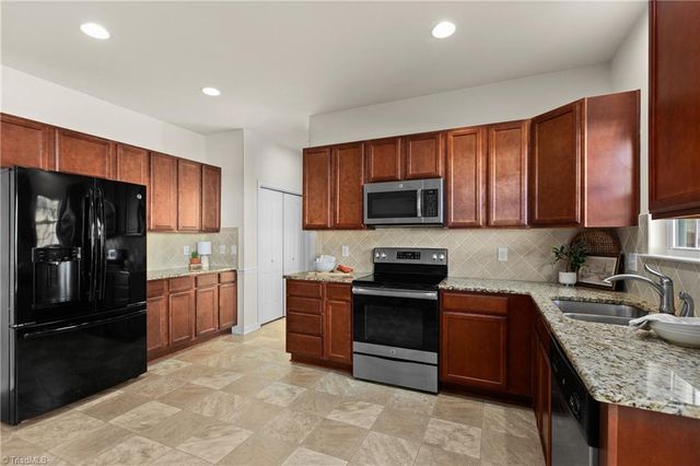 4518 Silo Ridge Court, Clemmons, NC 27012