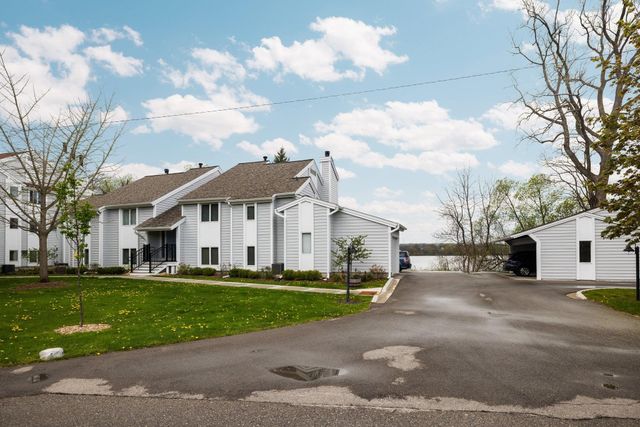 710 Centre Place, Traverse City, MI 49686