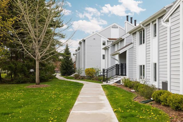 710 Centre Place, Traverse City, MI 49686