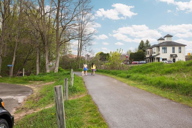 710 Centre Place, Traverse City, MI 49686