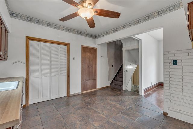 243 S Pine Street, Davenport, IA 52802