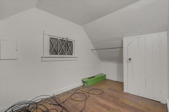 243 S Pine Street, Davenport, IA 52802