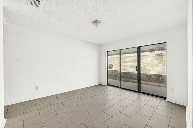 2415 Blackridge Road, Houston, TX 77067