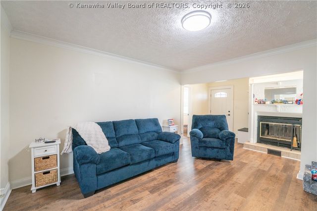 934 Meadow Drive, South Charleston, WV 25309