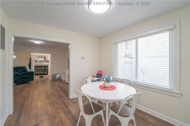 934 Meadow Drive, South Charleston, WV 25309