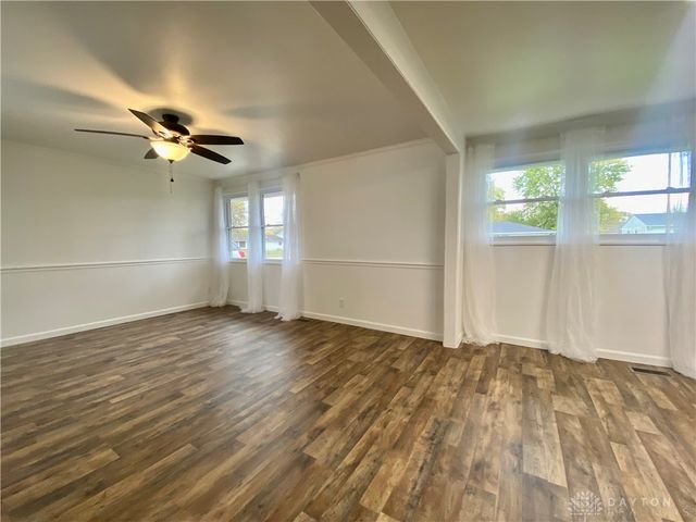 419 E Carpenter Drive, New Carlisle, OH 45344