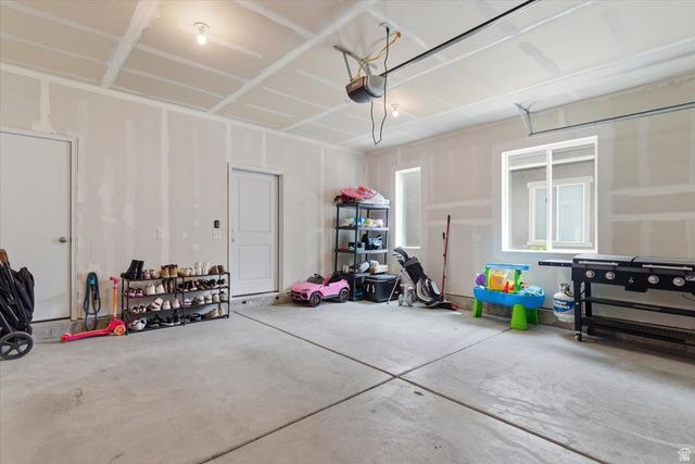 3332 W 3745 S, West Haven, UT 84401