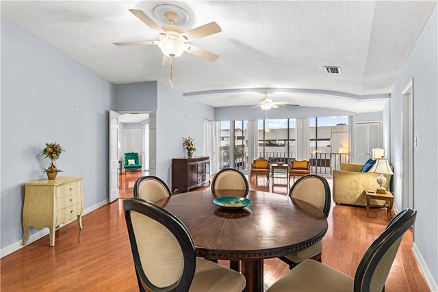 823 S Water St 4F, Corpus Christi, TX 78401