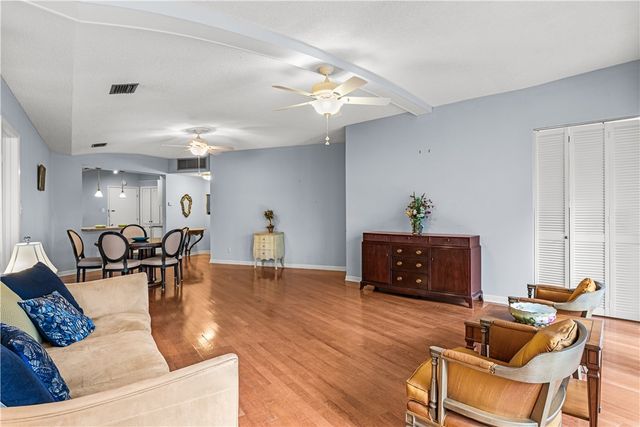 823 S Water St 4F, Corpus Christi, TX 78401