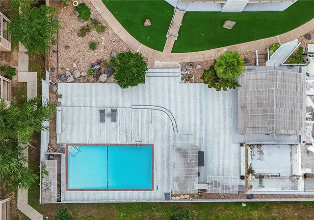 823 S Water St 4F, Corpus Christi, TX 78401