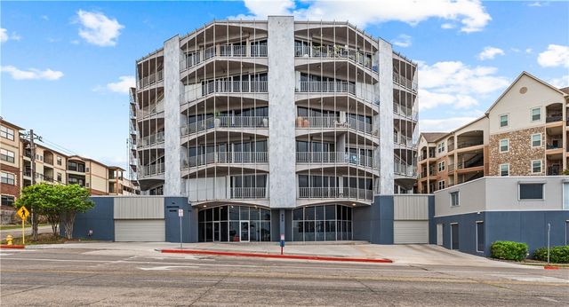823 S Water St 4F, Corpus Christi, TX 78401
