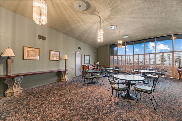 823 S Water St 4F, Corpus Christi, TX 78401