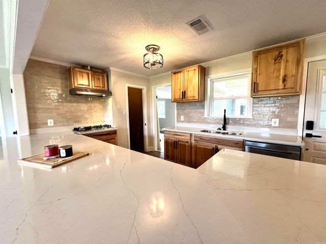 21141 S 425 Highway, Star City, AR 71667