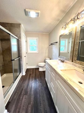 21141 S 425 Highway, Star City, AR 71667