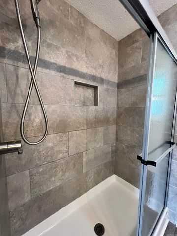 21141 S 425 Highway, Star City, AR 71667