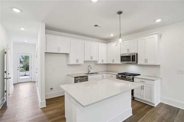 1526 Bryson Drive NW, Atlanta, GA 30318