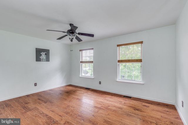 6 WINCHESTER CT, Bordentown, NJ 08505