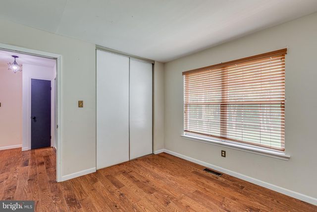 6 WINCHESTER CT, Bordentown, NJ 08505