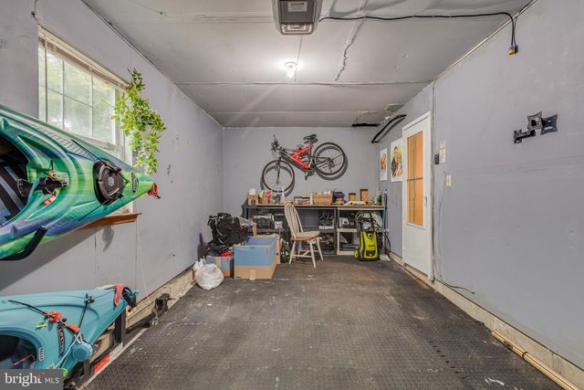 6 WINCHESTER CT, Bordentown, NJ 08505