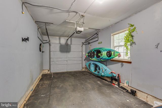 6 WINCHESTER CT, Bordentown, NJ 08505