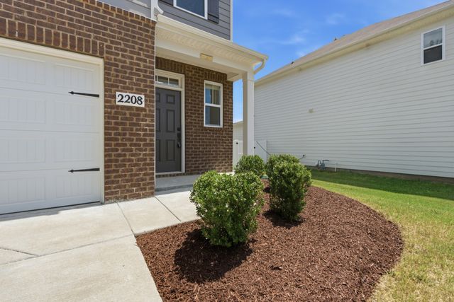 2208 Averee Ct, Lebanon, TN 37087