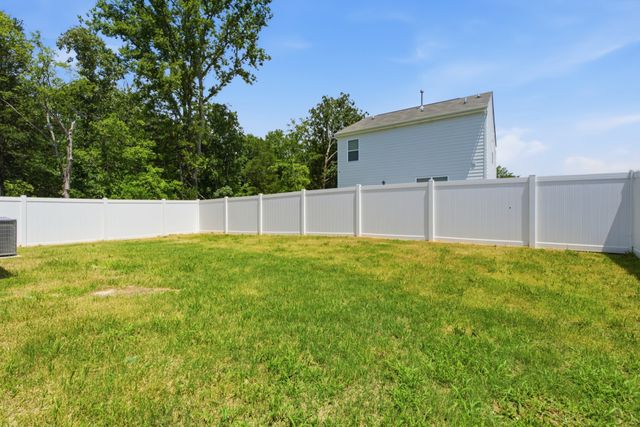 2208 Averee Ct, Lebanon, TN 37087