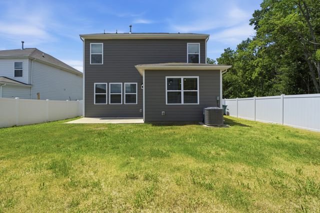 2208 Averee Ct, Lebanon, TN 37087