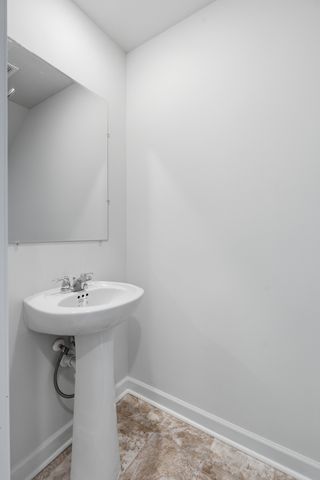 2208 Averee Ct, Lebanon, TN 37087