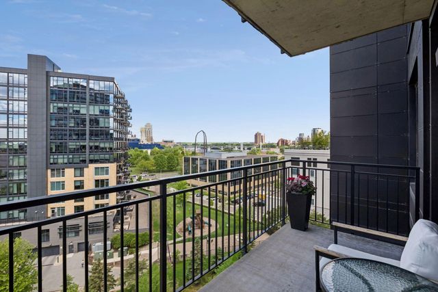 1240 S 2nd Street 716, Minneapolis, MN 55415