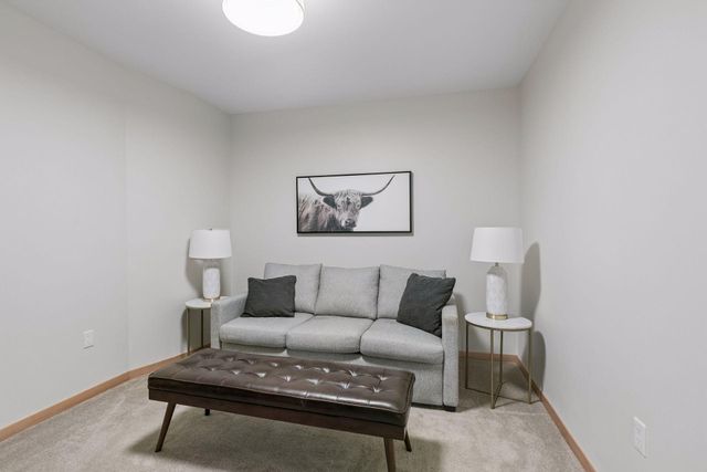 1240 S 2nd Street 716, Minneapolis, MN 55415