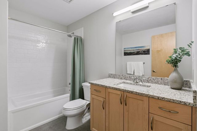 1240 S 2nd Street 716, Minneapolis, MN 55415