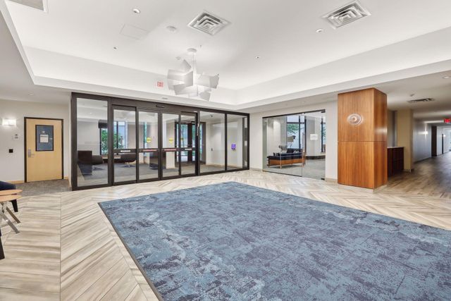 1240 S 2nd Street 716, Minneapolis, MN 55415
