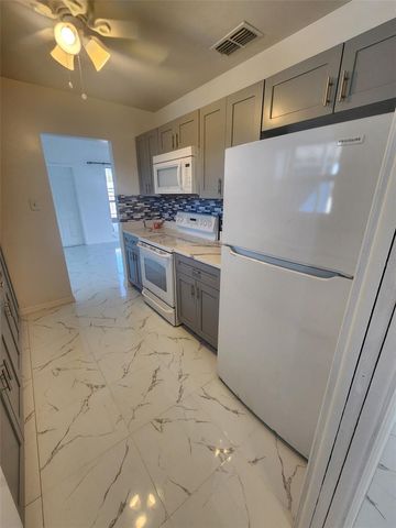 22143 FELTON AVENUE, Port Charlotte, FL 33952