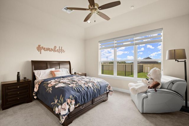 525 Faith DR, Liberty Hill, TX 78642