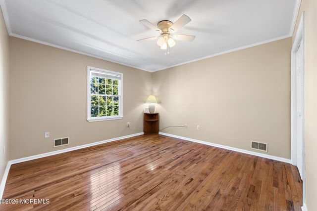 584 Coral Lane, Manahawkin, NJ 08050