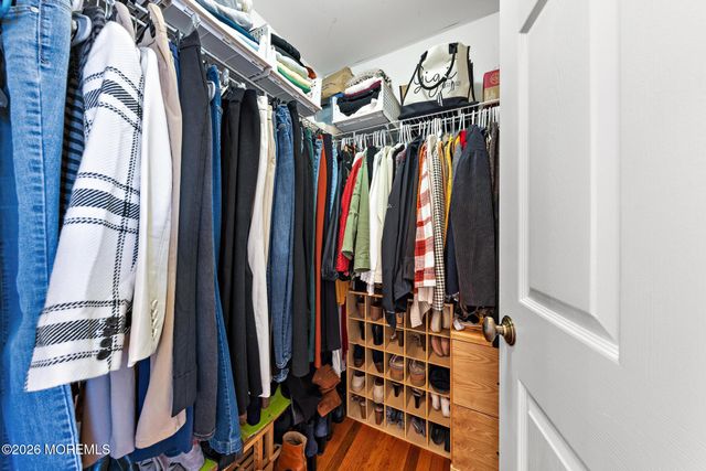 584 Coral Lane, Manahawkin, NJ 08050