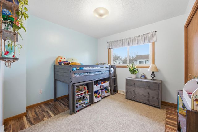 3018 36th Avenue S, Fargo, ND 58104