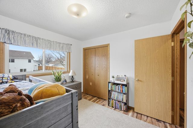 3018 36th Avenue S, Fargo, ND 58104