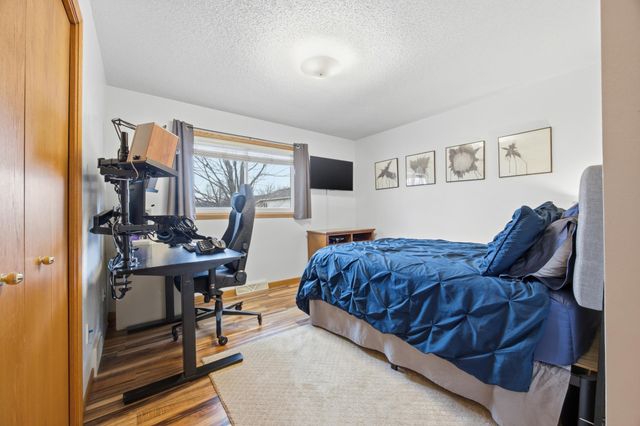 3018 36th Avenue S, Fargo, ND 58104