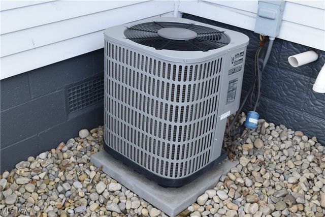 1028 Indiana Street, Martins Ferry, OH 43935