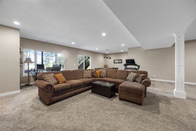 3873 Greens Grove Road, Center Point, IA 52213