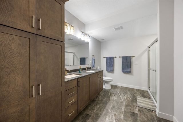 3873 Greens Grove Road, Center Point, IA 52213