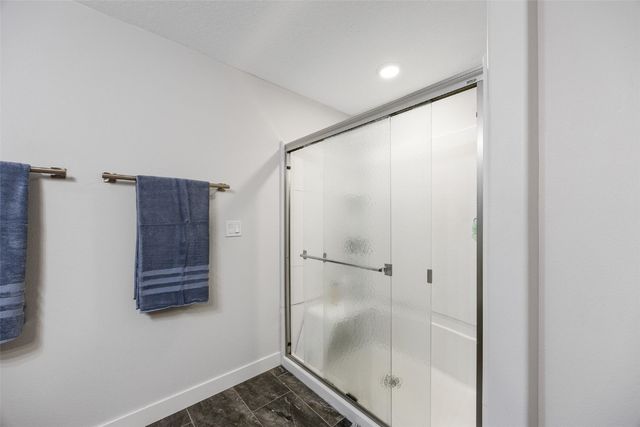 3873 Greens Grove Road, Center Point, IA 52213