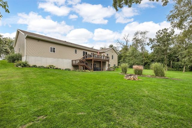 3873 Greens Grove Road, Center Point, IA 52213