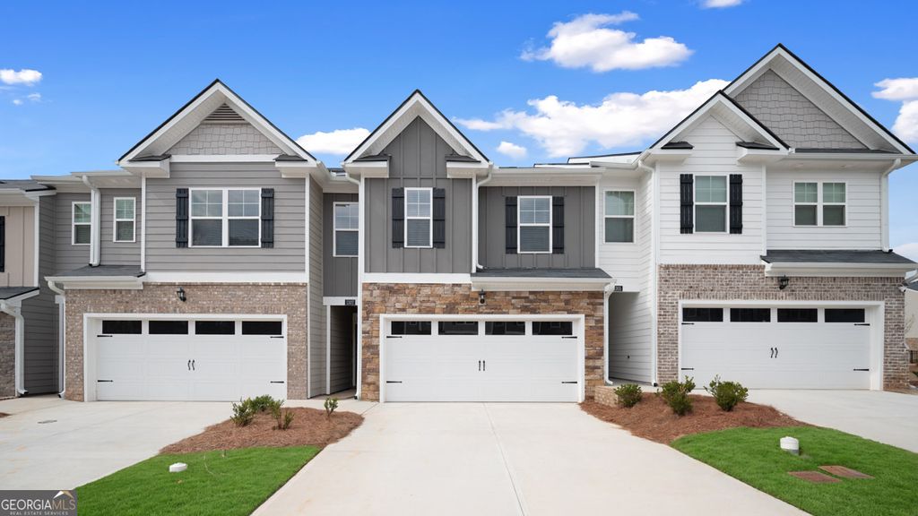 1326 Aura Lane, Lawrenceville, GA 30045